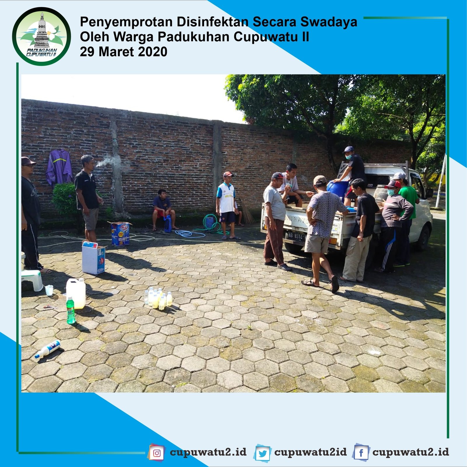 (Lagi) Penyemprotan Disinfektan Secara Swadaya Warga Padukuhan Cupuwatu II